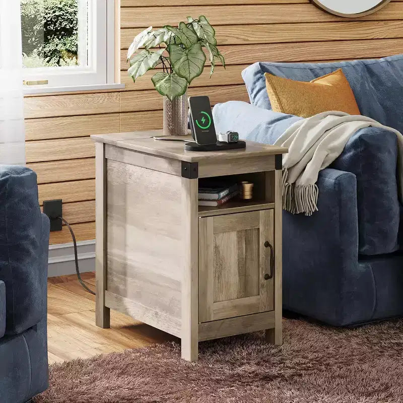 Ensemble de 2 tables d’appoint de style ferme avec station de recharge, tables de chevet étroites, ports USB et prises, en bois avec rangement