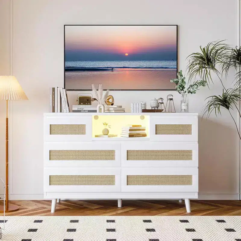 Cómoda moderna de ratán con LED y estación de carga, cómoda de madera con 6 cajones, mueble para TV para armario