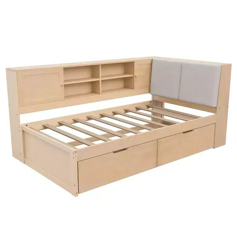 L-förmiges Tagesbett aus Holz mit gepolstertem Kopfteil und Stauraum, USB-Ladeanschlüssen und Bücherregal