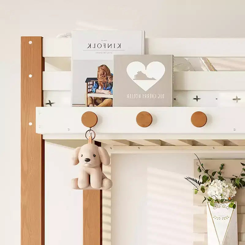 Cama alta moderna estilo loft con gancho para ropa, estantes de almacenamiento y espacio debajo de la cama